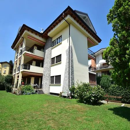 In A Prime Location On Maggiore Verbania